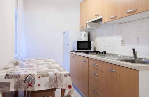 Monterol Apartment | Holiday apartment with air conditioning