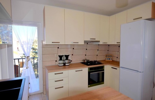 Porat Apartment | Holiday apartment with air conditioning and sea view