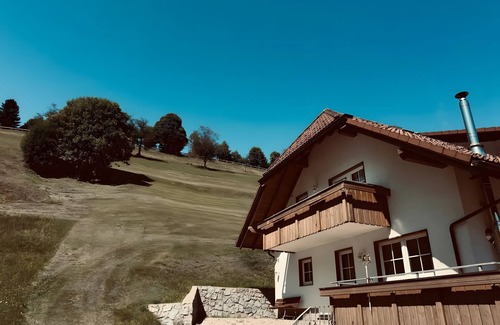Wieden Apartment | Holiday Apartment with Mountain View 2 with Balcony and Wi-Fi