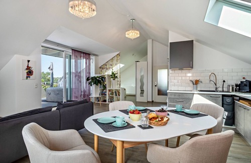 Kressbronn Apartment | Holiday Apartment "Loft Schwenck" with Lake View, Shared Terrace & Wi-Fi