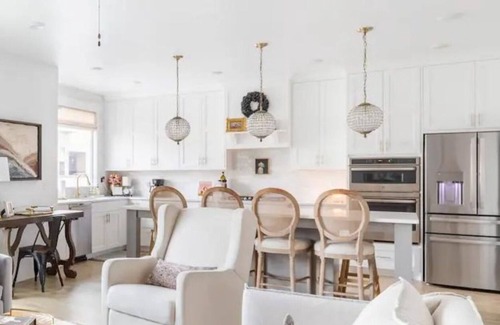Highland House | Holiday Family Retreat, Modern Townhome with Theater, Gas Fireplace & Mountains