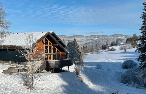 Bernau House | Holiday Home 'Chalet 22 Bernau' with Mountain View, Wi-Fi and Air Conditioning