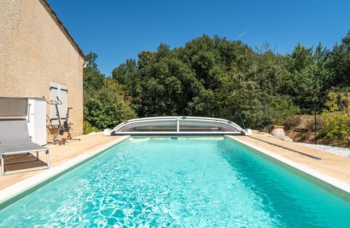 Mirabel-aux-Baronnies House | Holiday Home "Gîte Lou Barry" with Shared Pool & Wi-Fi