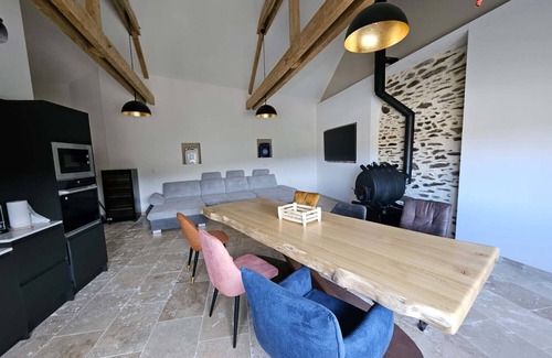 Mas-d'Orcieres House | Holiday Home 'L'étable Mont Lozere' with Mountain View and Private Garden