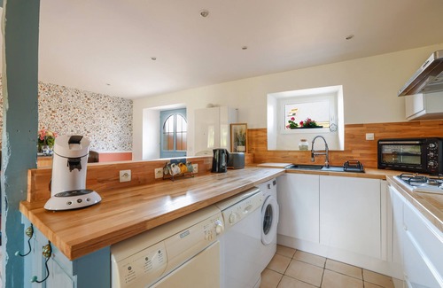 Saint-Martin-des-Pres House | Holiday Home 'Keribet' with Private Terrace and Private Garden