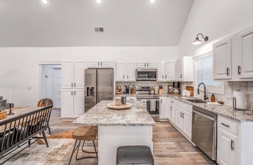 Counce House | Holiday Hills Getaway!
