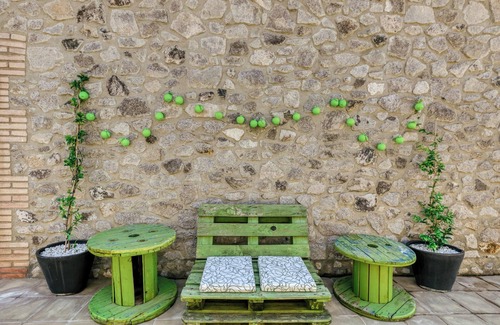 Torroella de Fluvia House | Holiday Home "Can Salva charm on the Costa Brava" with Large Terrace & Wi-Fi