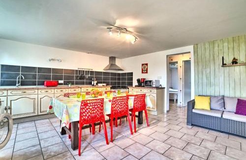 Saint-Pierre-d'Oleron House | Holiday Home Arceau by Interhome