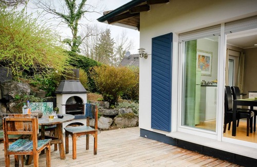 Moehnesee House | Holiday Home '120qm' with Lake View, Private Terrace and Wi-Fi