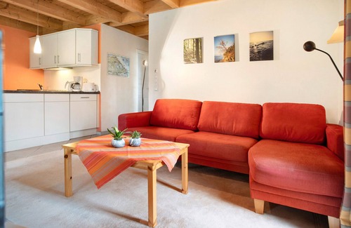 Luetow House | Holiday Home 'Am Hünengrab' with Shared Terrace