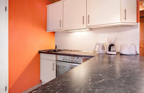 Luetow House | Holiday Home 'Am Hünengrab' with Shared Terrace