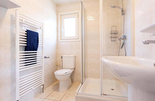 Ede Ski Chalet | ✓ Holiday home at Bospark Ede ✓ Holiday home for 3 persons ✓ Located in Ede (Gelderland) ✓ Holiday park on the Veluwe ✓ Book directly through the park