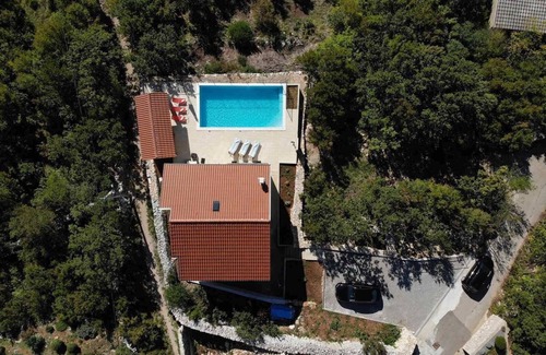 Smrika House | Holiday home-big swimming pool-amazing views