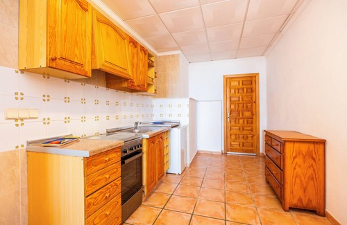 Arta House | Holiday Home 'Ca Na Lluny' with Sea View, Private Pool and Wi-Fi