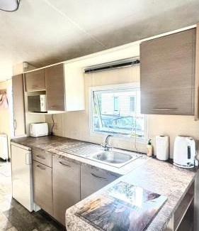 Forfar House | Holiday Home caravan LOCHLANDS Forfar