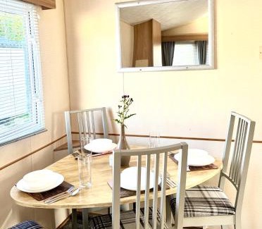 Forfar House | Holiday Home caravan LOCHLANDS Forfar