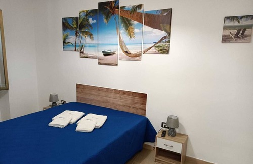 La Strea House | Holiday Home Casa Sandrina with Sea View, Garden, A/C & Wi-Fi