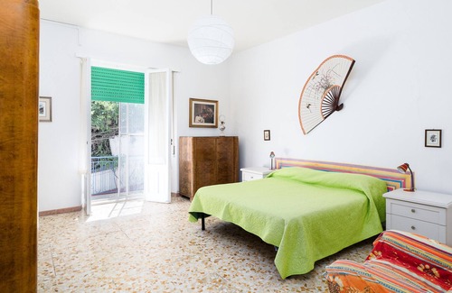 Iscra e Voes House | Holiday Home 'Casa Sa Petra Ruja' with Sea View, Private Terrace and Private Garden