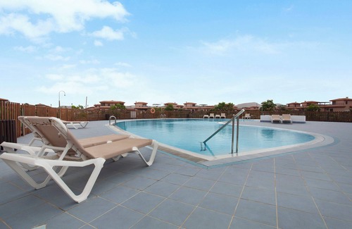 La Oliva House | Holiday Home 'Casa Vicente Majanicho' with Shared Pool, Private Terrace and Wi-Fi