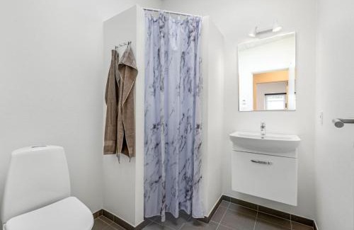 Nørre Lyngvig House | Holiday Home Clarabelle - 1-2km from the sea by Interhome