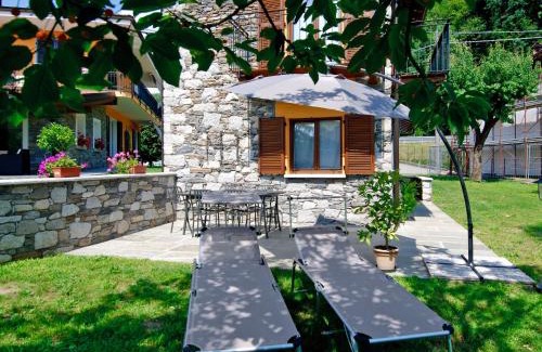 Pettenasco House | Holiday Home di Pipot by Interhome