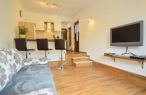Stinjan House | Holiday Home Dunja by Interhome