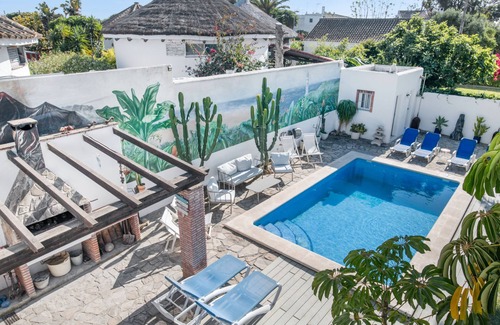 Zahora House | Holiday Home "El Rincón Del Che" with Private Pool, Garden and Wi-Fi