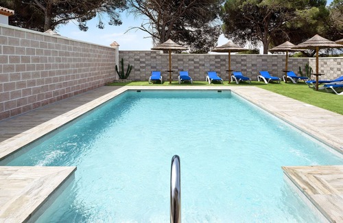Los Canos de Meca House | Holiday Home 'Casa Torre De Meca 2' with Mountain View and Shared Pool