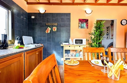 Las Hayas House | Holiday Home 'Casa Pavón De La Fortaleza Chipude' with Sea Views, Private Terrace and Wi-Fi