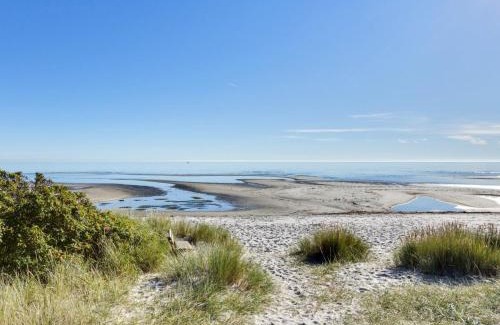 Hou House | Holiday Home Fay - 25m from the sea by Interhome