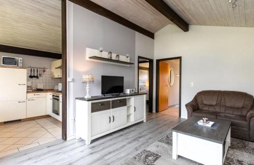 Fedderwardersiel House | Holiday Home Fedderwardersiel-4 by Interhome