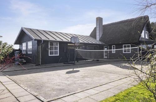 Sæby House | Holiday Home Feli - 180m from the sea by Interhome