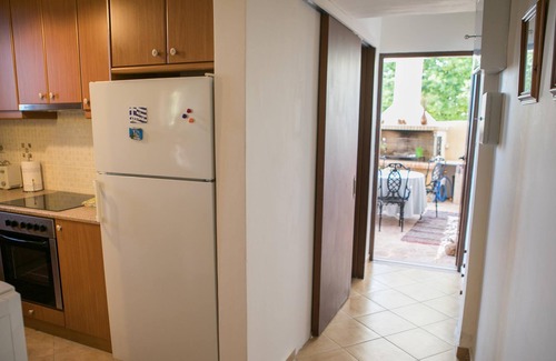 Karvelas House | Holiday Home 'Filanthi's Retreat In Mani's Nature' with Sea View & Wi-Fi