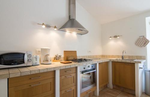 Bonnieux House | Holiday Home Gite Curel by Interhome