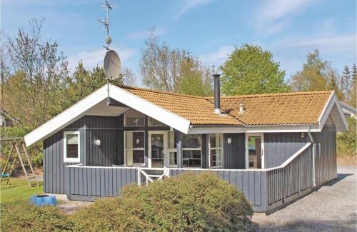 Bønnerup Strand House | Holiday Home Glesborg With Fireplace 01