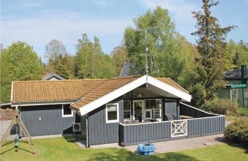 Bønnerup Strand House | Holiday Home Glesborg With Fireplace 01