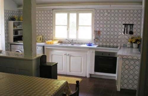 Leon House | Holiday Home Hollebarde by Interhome