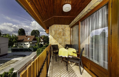 Balatonmariafurdo House | Holiday home with garden pavilion and WiFi