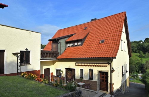 Bad Liebenstein Apartment | holiday home in the Thuringian Forest with roof