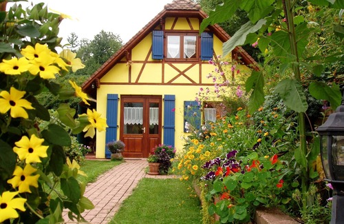 Mutzig Cottage | "Holiday home in Alsace", between Strasbourg and Colmar on the wine route.