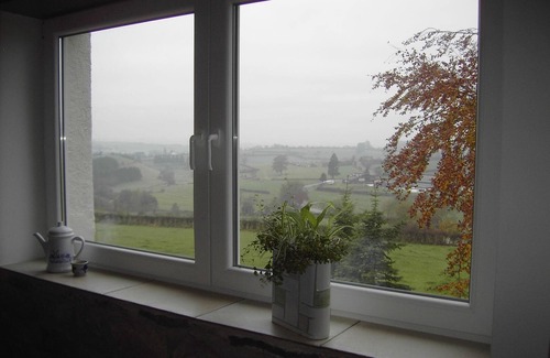 Heppenbach Apartment | Holiday Home in Ardennes with Scenic Garden