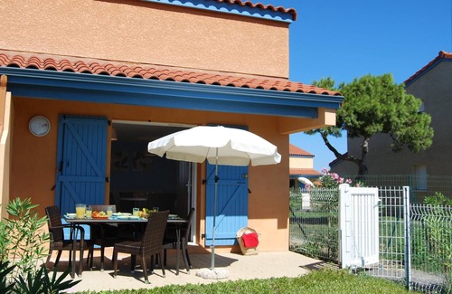 Torreilles House | Holiday Home in France with Garden Terrace
