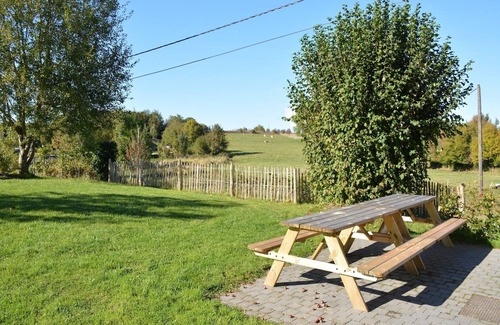 Willerzie House | Holiday home in Gedinne with forest