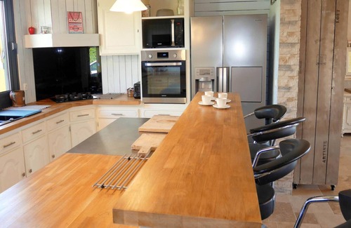 Guisseny House | Holiday Home in Guisseny with Jacuzzi & Beach