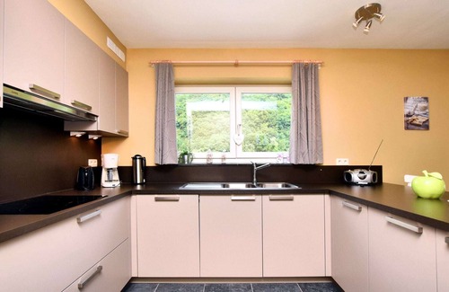 Hastiere-Lavaux House | Holiday home in Hastiere near forest