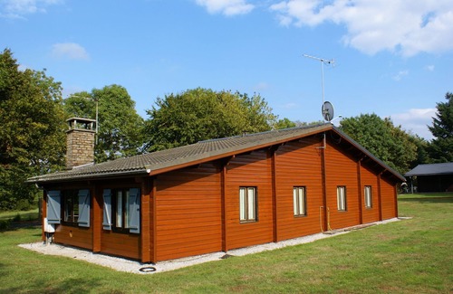 Houyet House | Holiday Home in Houyet with Sauna & Garden