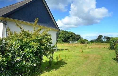 Kerbors House | Holiday Home in Kerbors near Côte de Granit Rose