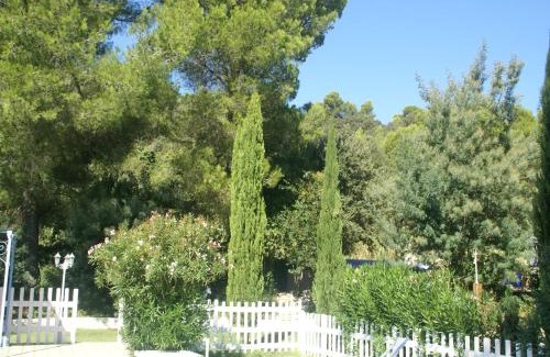 Piolenc House | Holiday Home in Piolenc near Roman Orange