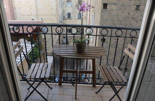 Vasto Apartment | Holiday home in the nerve center of Naples