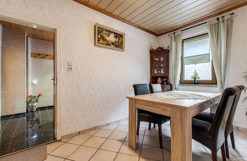 Gleichamberg House | Holiday home in Thuringia with private terrace, use of a garden and pool